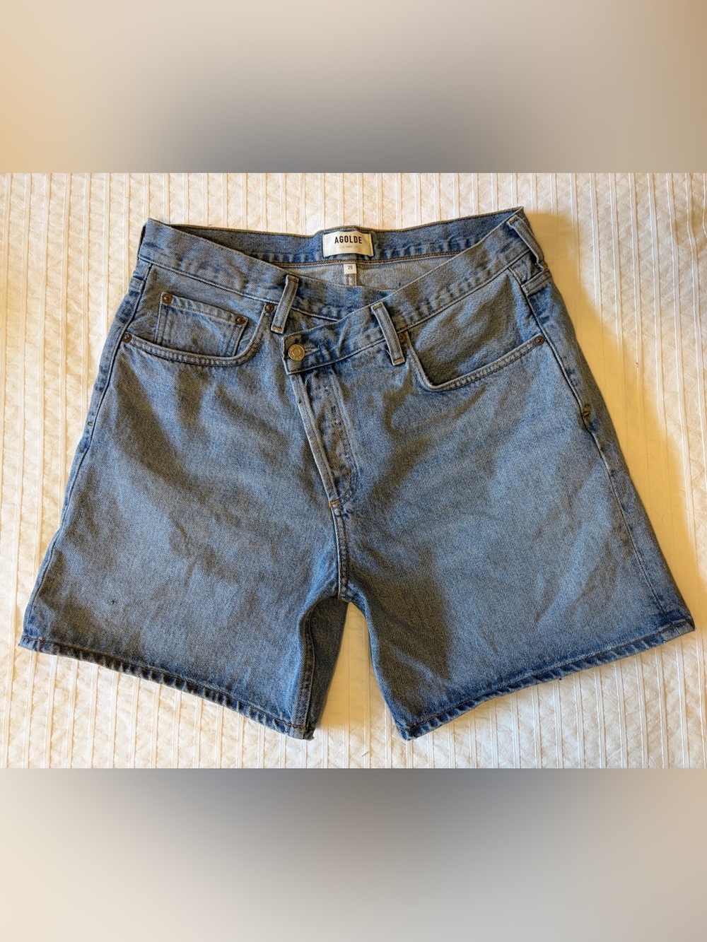 AGOLDE- size 29 Criss Cross Denim Shorts